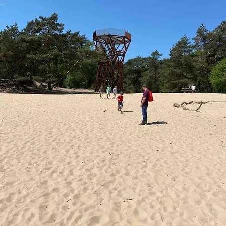 Leuke Stacaravan Op De Veluwe / Zwembad En Manege! Apartmán